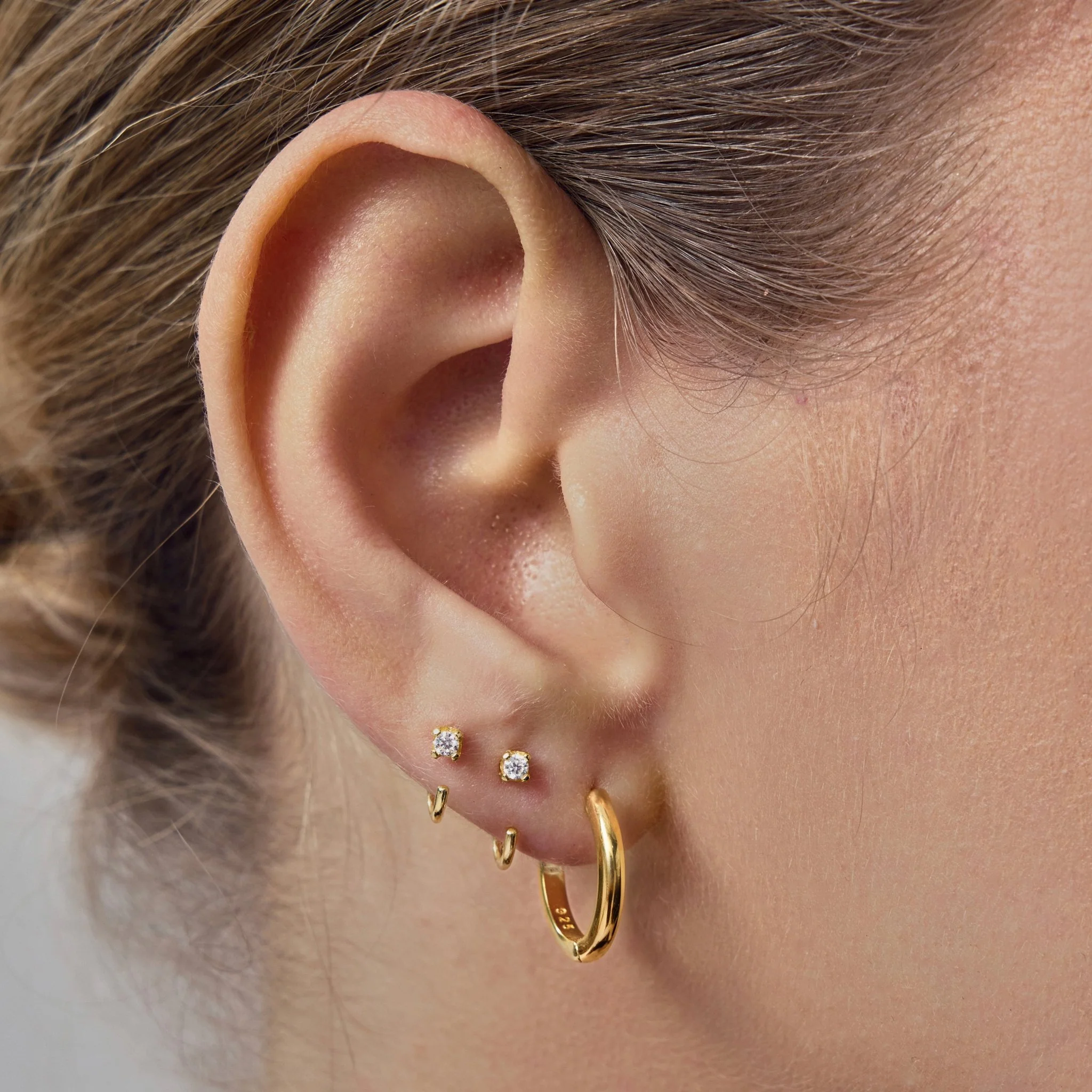 Balance Medium Hoops - Image 4
