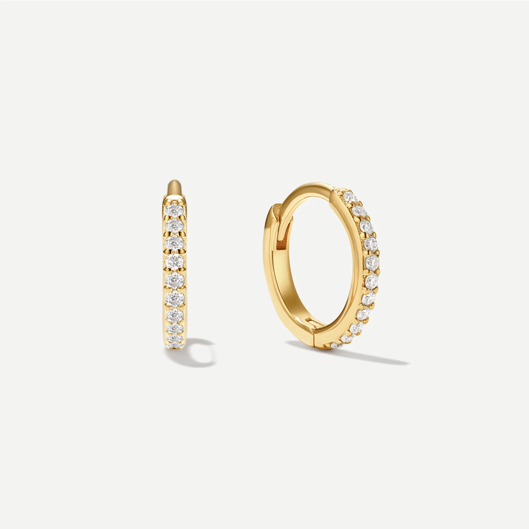 Pavé Fire Moissanite Huggie Hoops