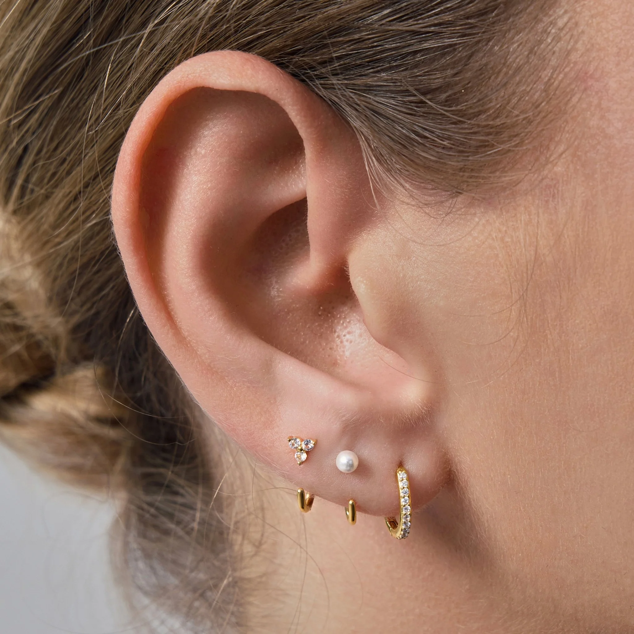 Pavé Fire Moissanite Huggie Hoops - Image 2