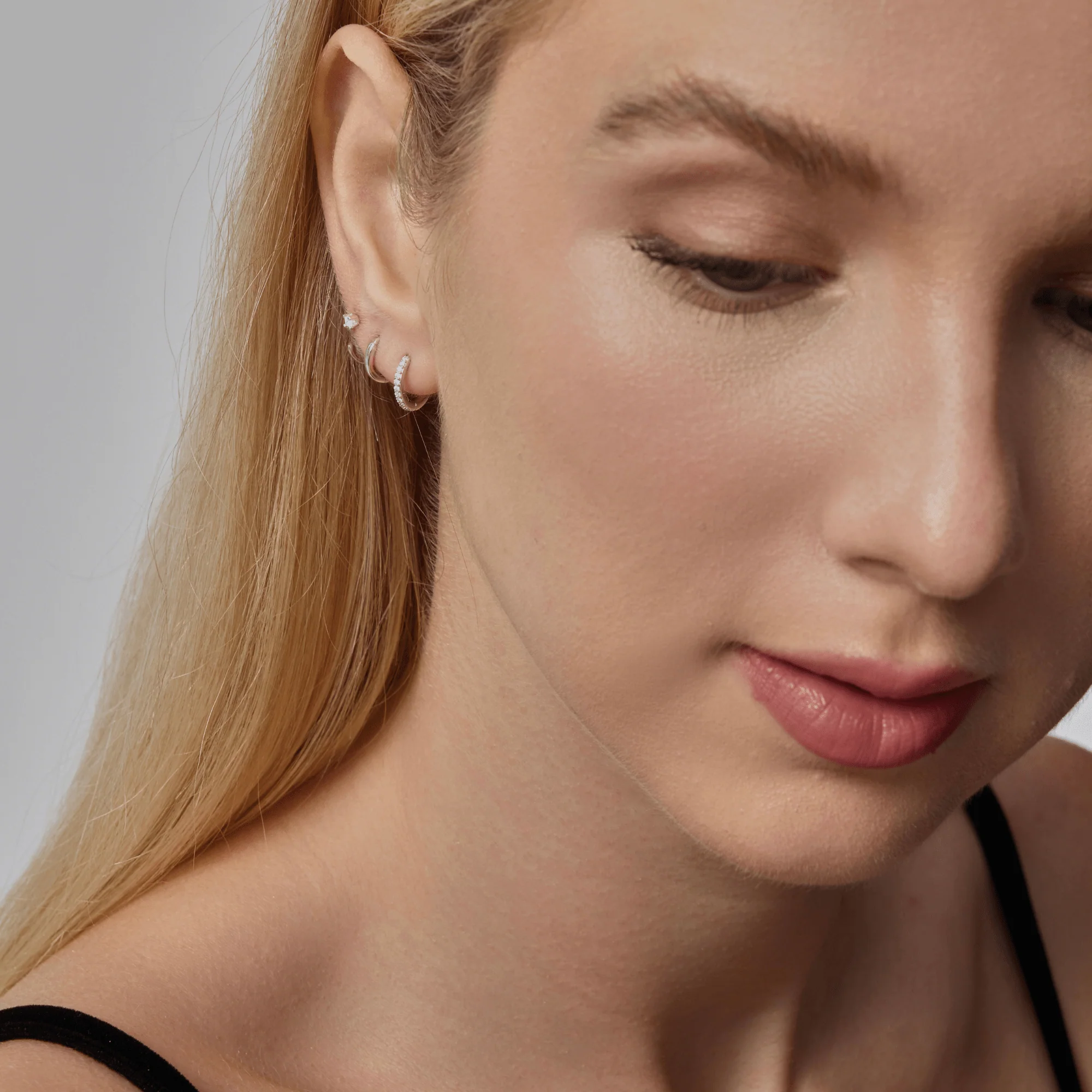 Pavé Fire Moissanite Huggie Hoops - Image 3