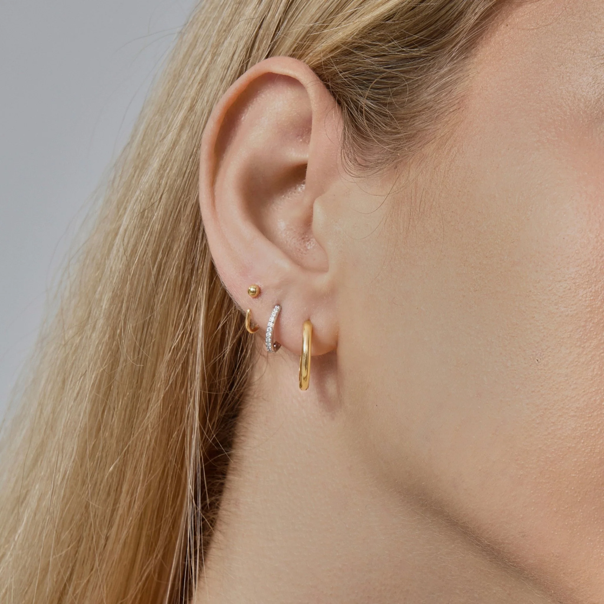 Pavé Fire Moissanite Huggie Hoops - Image 4