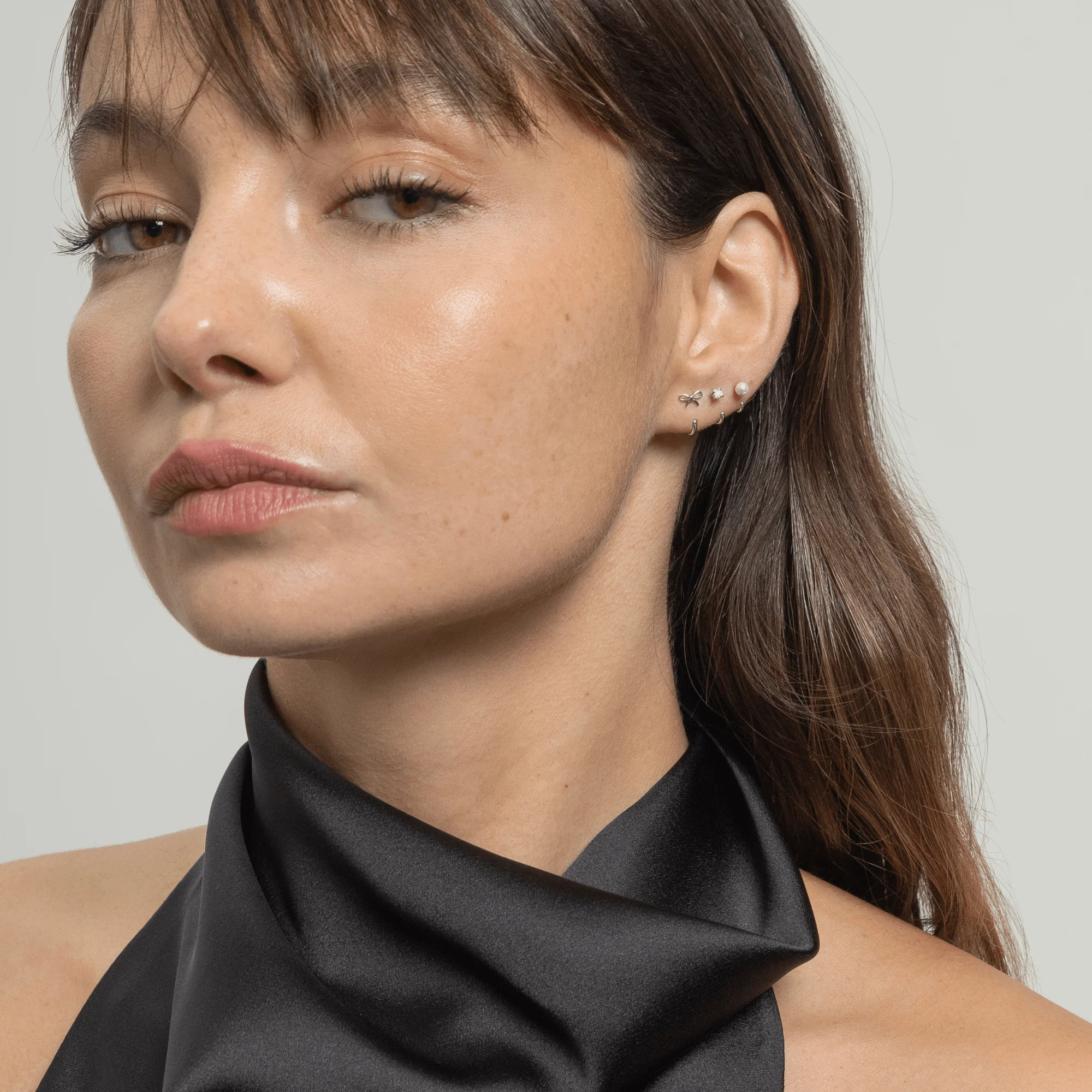 Stay Close Bow Hoops Set - Image 4